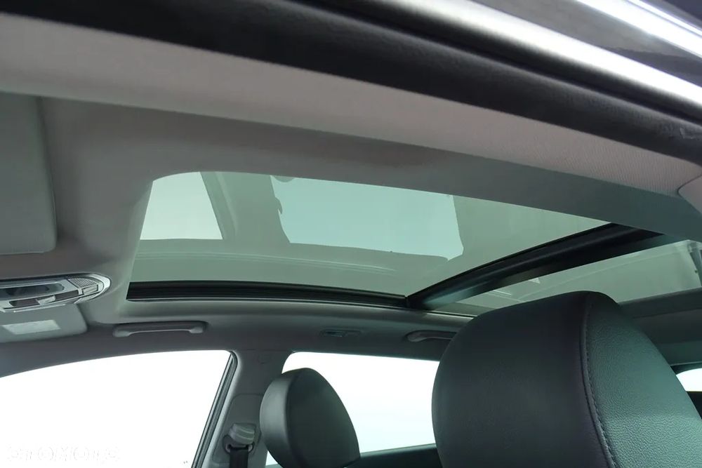 Hyundai Tucson 2.0 CRDi 4WD Automatik Premium - 23