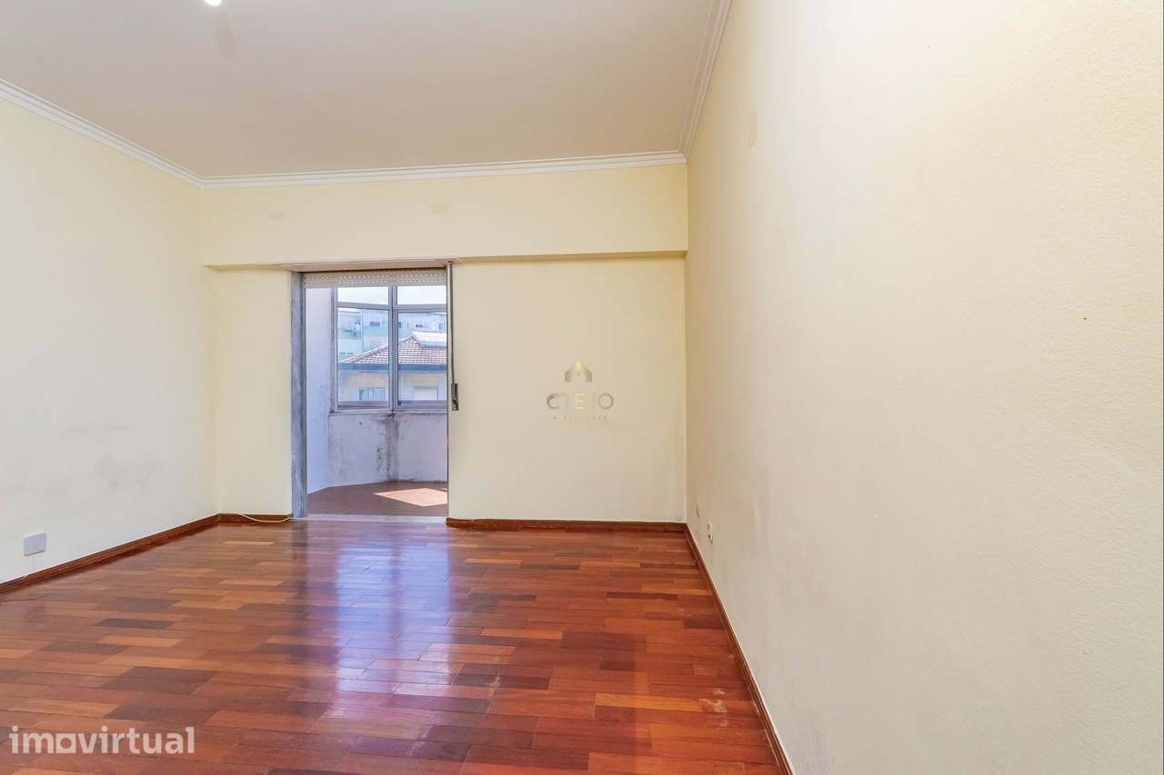 Apartamento T3 com Vista Rio em Santa Iria - Grande imagem: 5/36