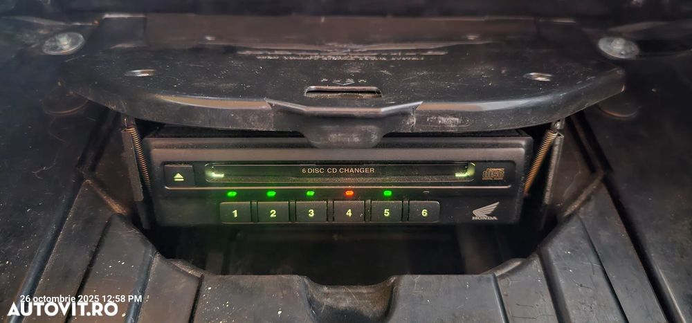 Honda GL 1800 Gold Wing - 2