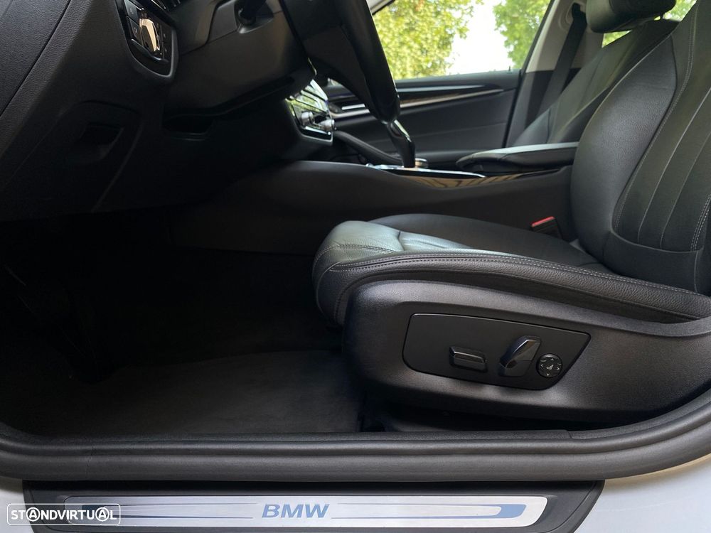 BMW 520 d Auto - 16