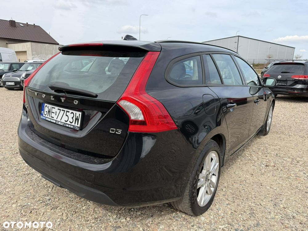 Volvo V60 D3 Geartronic Summum - 5