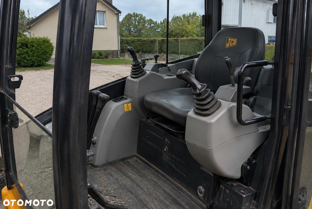 JCB 8016 - 7