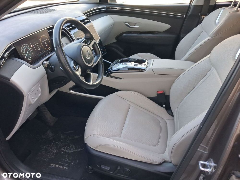 Hyundai Tucson 1.6 T-GDi 48V Smart 4WD DCT - 17