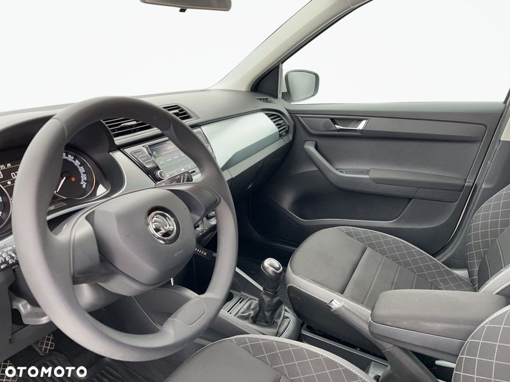 Skoda Fabia - 9
