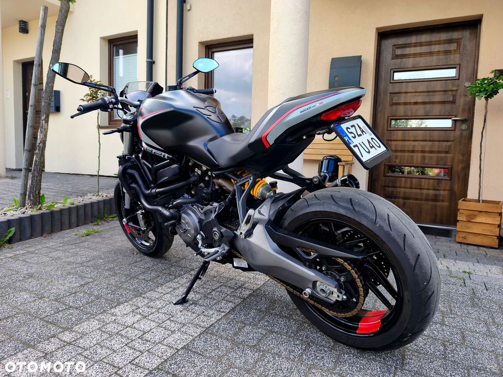 Ducati Monster - 4