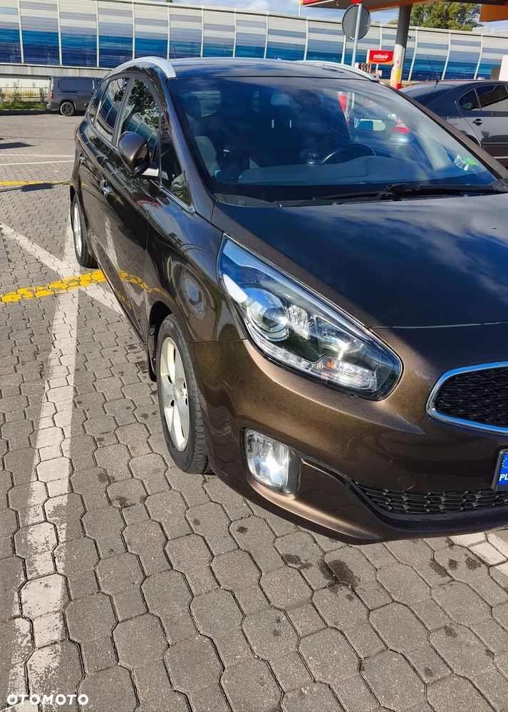 Kia Carens 2014 photo 2