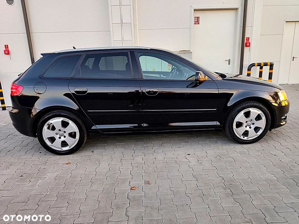 Audi A3 Sportback - 14