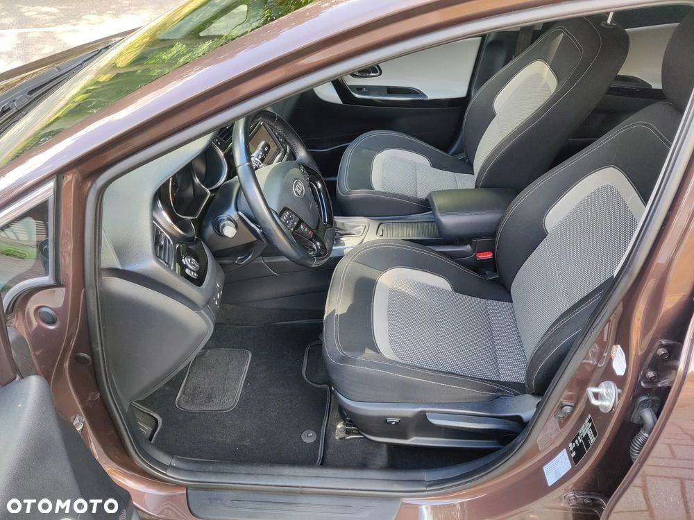 Kia Ceed 1.6 GDI DCT Platinum Edition - 16