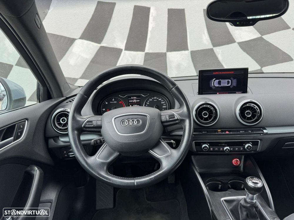 Audi A3 Limousine 1.6 TDI - 4