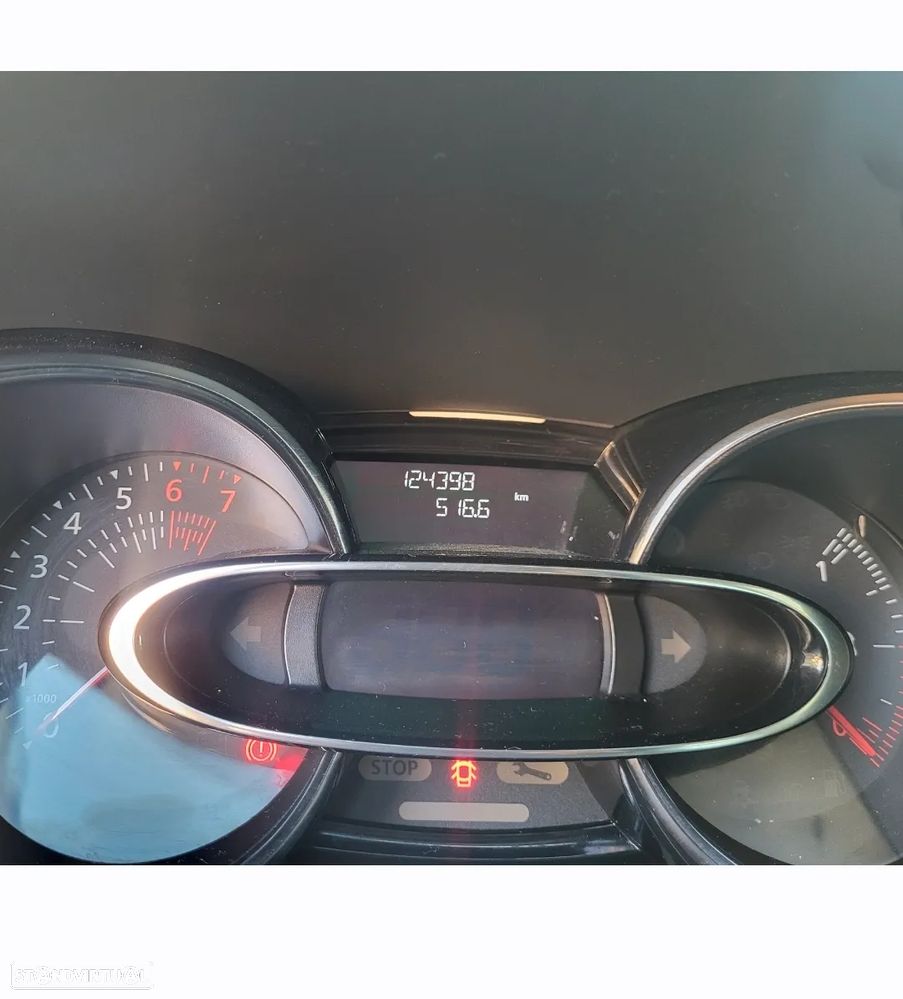 Renault Clio 1.2 16V Confort - 7