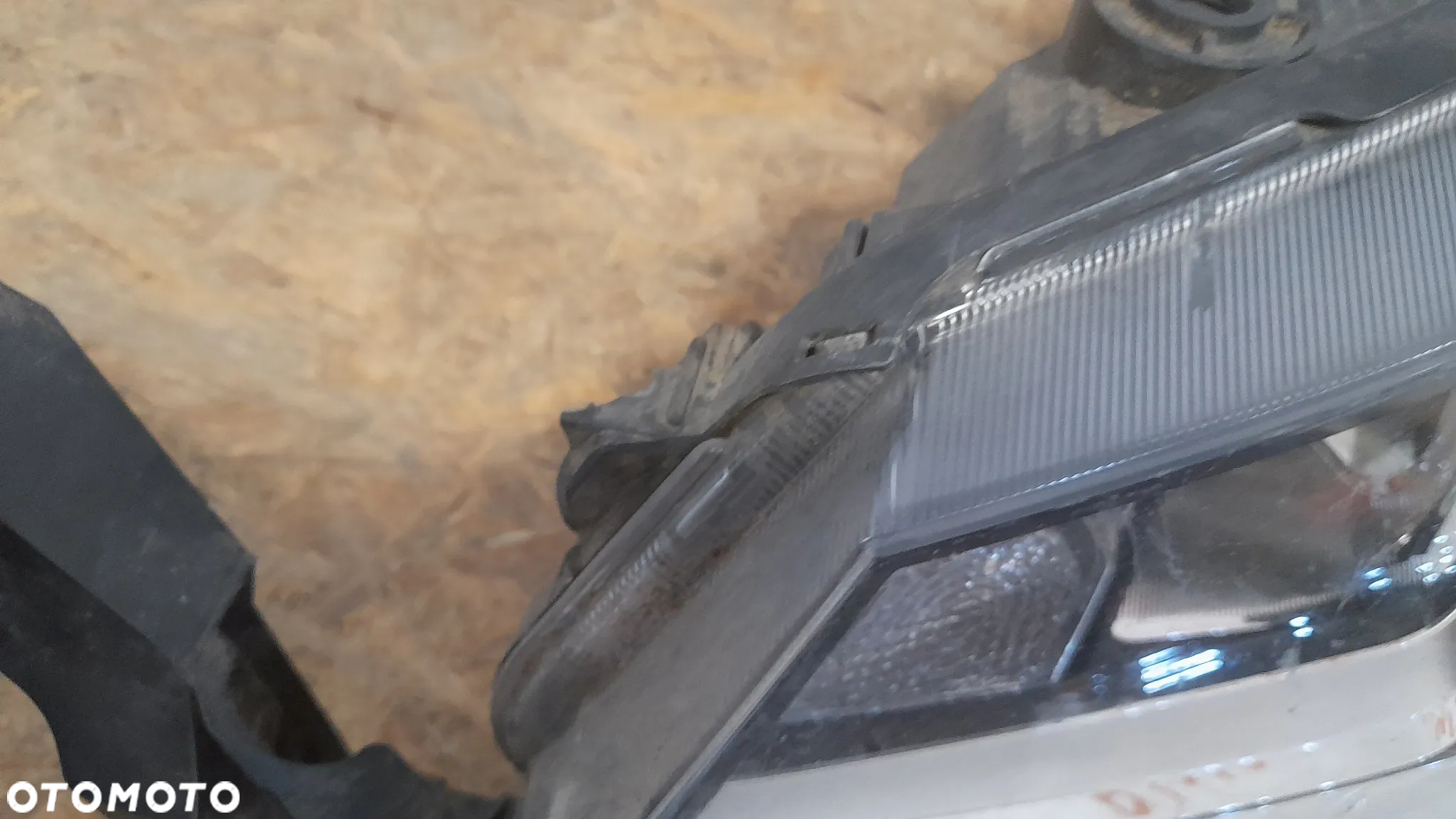 lampa reflektor lewy lewa ibiza 5 V 6f1941015a - 2