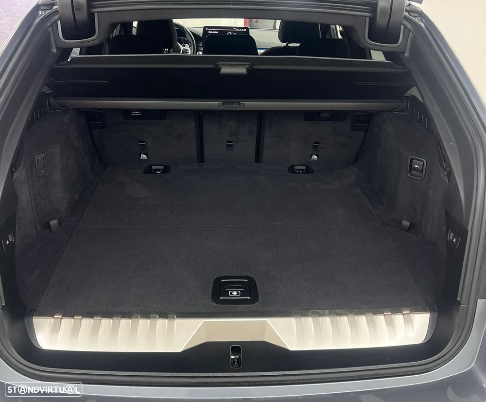 BMW 530 e Pack M - 11