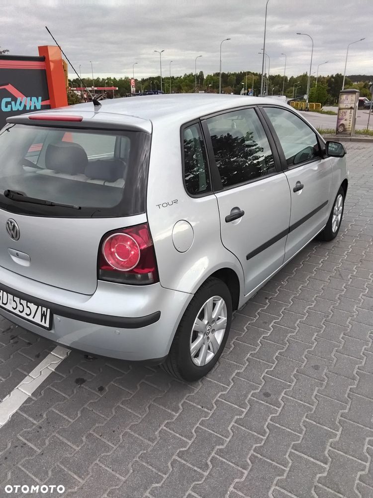 Volkswagen Polo - 4