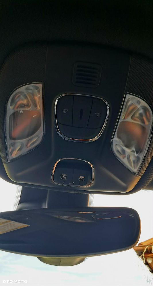 Jeep Compass - 26