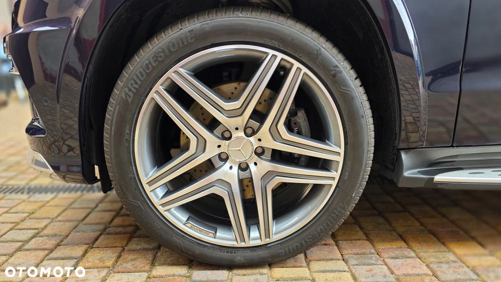 Mercedes-Benz GL 500 4Matic (BlueEFFICIENCY) 7G-TRONIC - 7