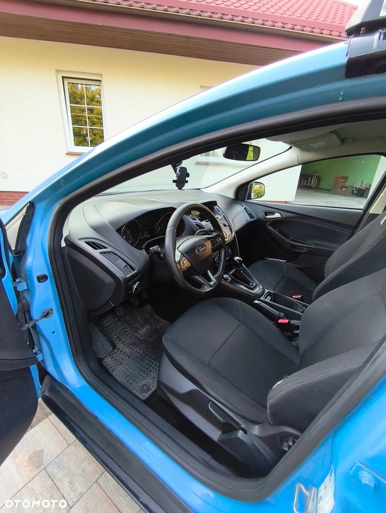 Ford Focus 1.6 Trend - 9
