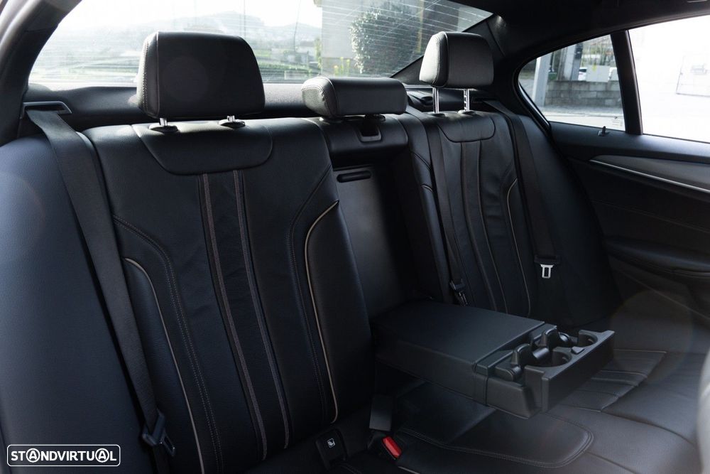 BMW 530 e iPerformance Pack M - 30