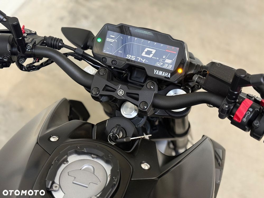 Yamaha MT - 21