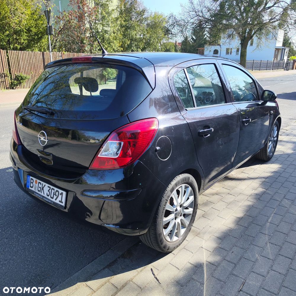 Opel Corsa 1.2 16V Color Edition - 3