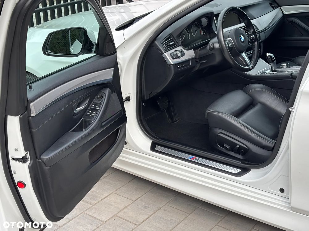 BMW Seria 5 520d - 7