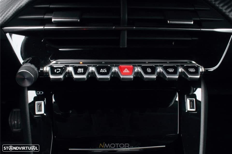 Peugeot 2008 1.2 PureTech Allure Pack EAT8 - 8