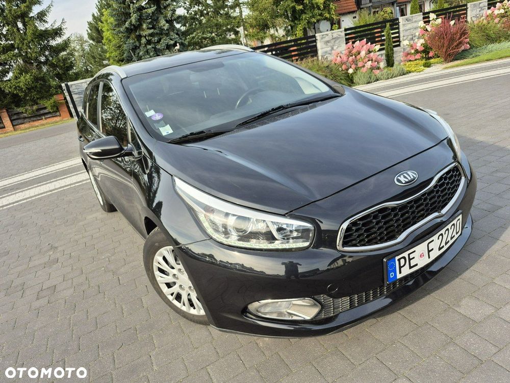 Kia Ceed - 14