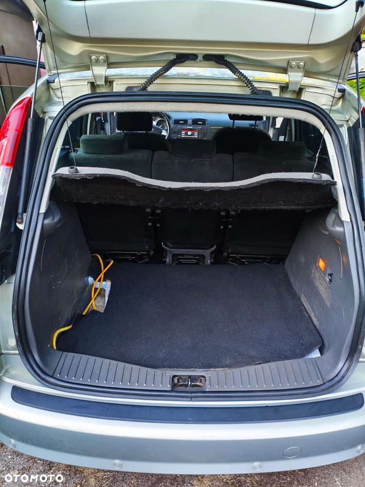 Ford C-MAX 1.8 Ghia - 16