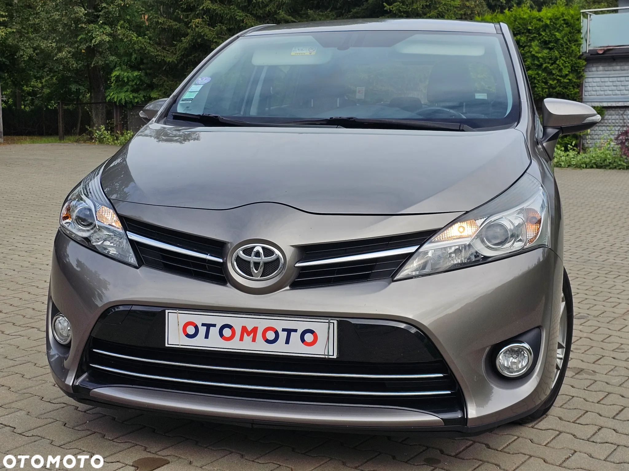 Toyota Verso 1.6 Active 7os EU6 - 4