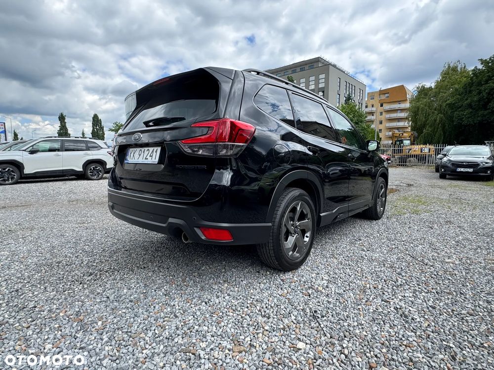 Subaru Forester 2.0i-L Platinum Black Edition EyeSight Lineartronic - 4