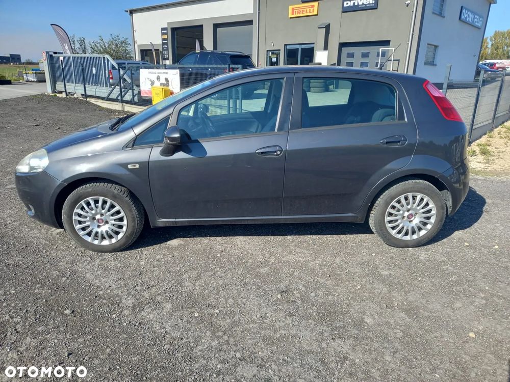 Fiat Punto 1.4 Easy S&S - 4