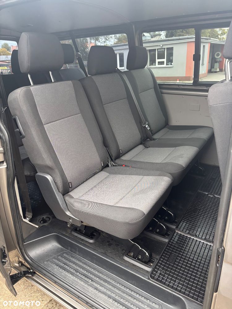 Volkswagen Transporter - 10