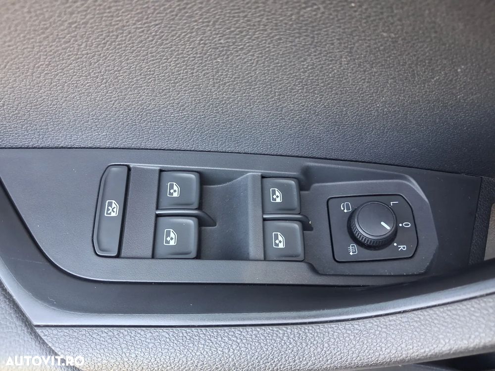 Skoda Karoq 2.0 TDI SCR 4x4 DSG Style - 10