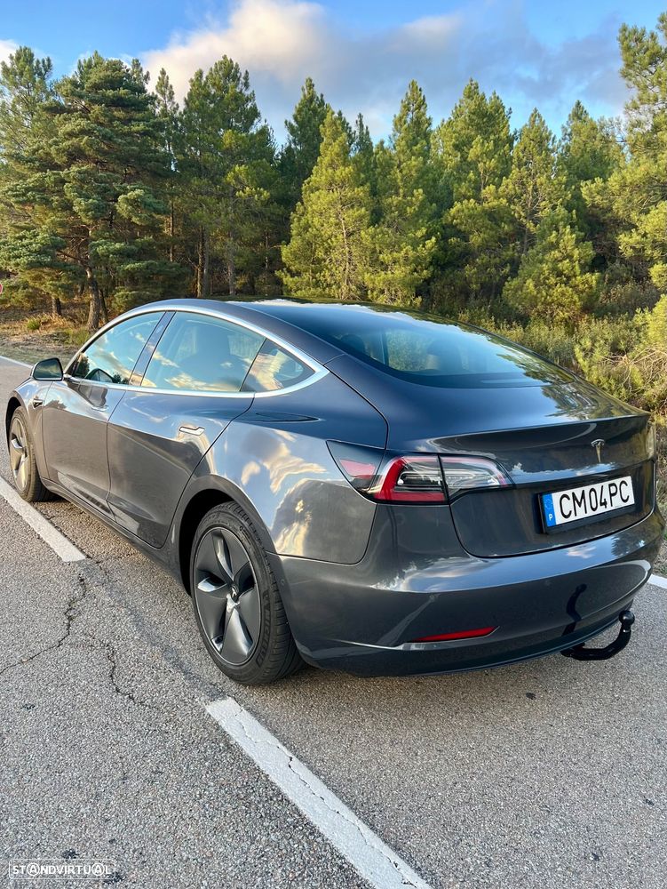 Tesla Model 3 — photo 3