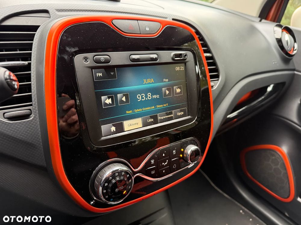 Renault Captur - 16