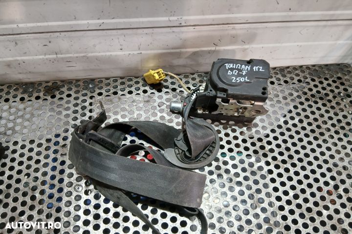 Centura siguranta fata dreapta 1T1857706A 1T1857706A Volkswagen VW To - 1