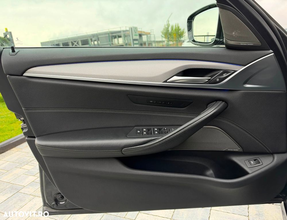 BMW Seria 5 520d xDrive Aut. M Sport Edition - 23