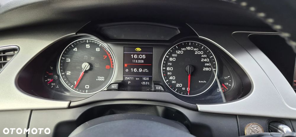 Audi A4 Avant - 15