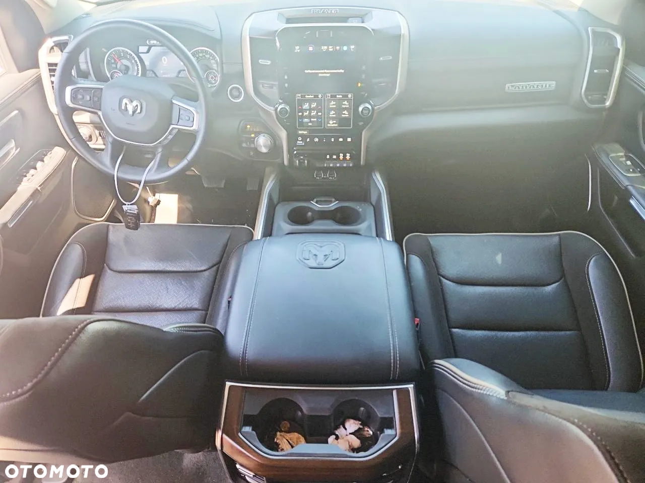 RAM 1500 5.7 Quad Cab Laramie - 8