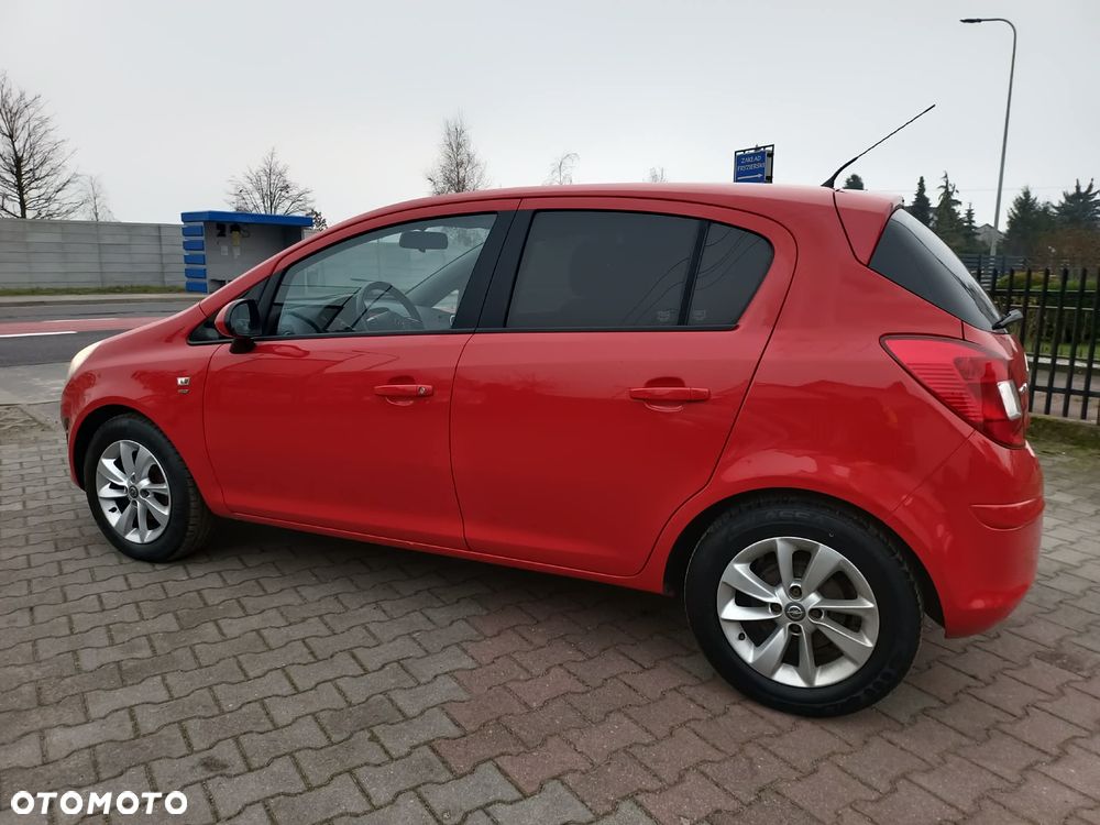 Opel Corsa 1.4 16V Active - 9
