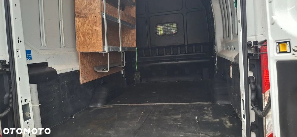 Ford Transit - 23