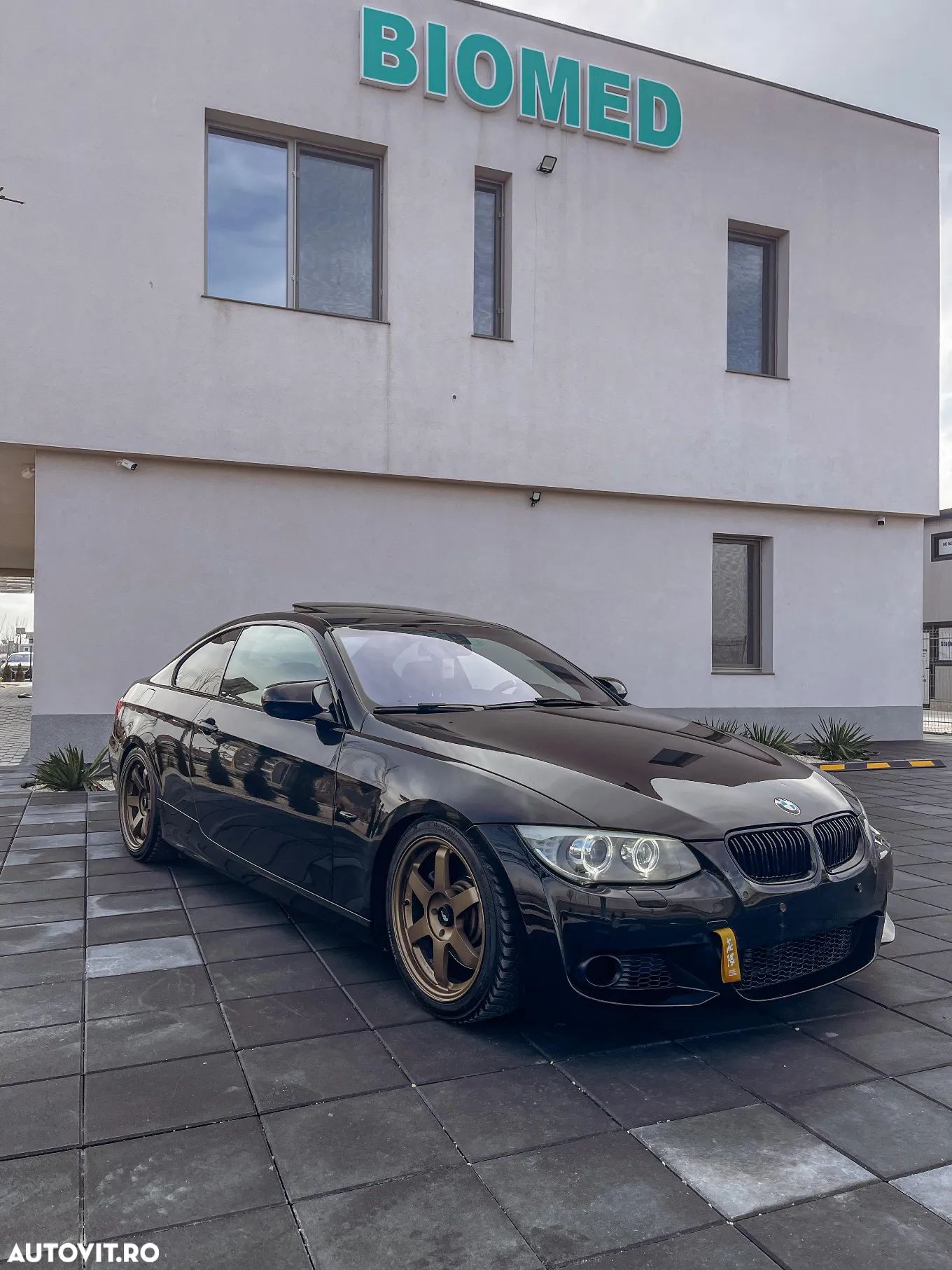 BMW Seria 3 335i xDrive Coupe - 1