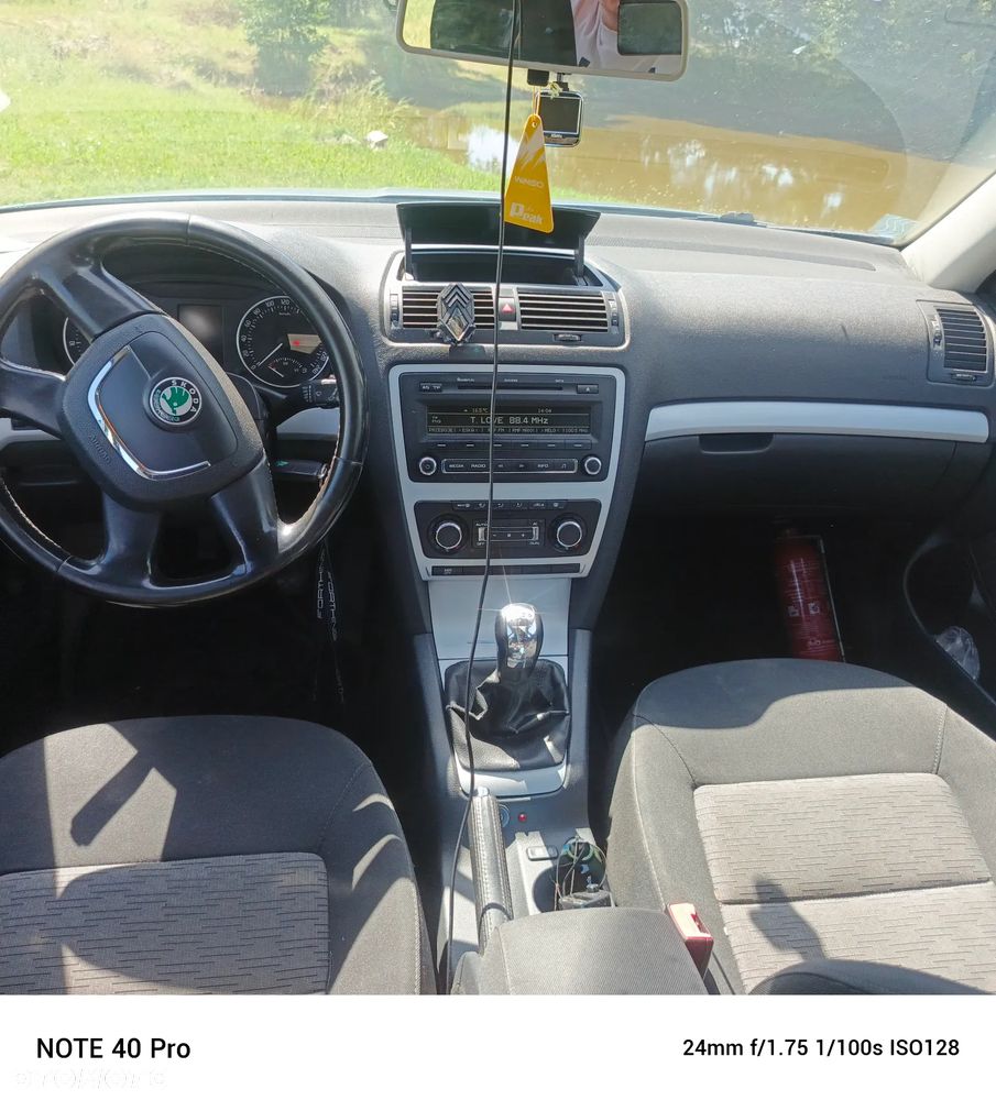 Skoda Octavia 1.6 IMPULS EDITION - 9