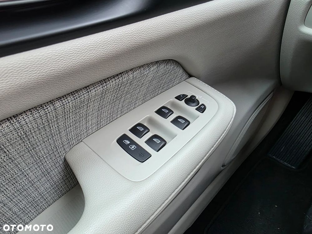 Volvo V60 B4 D Core - 10