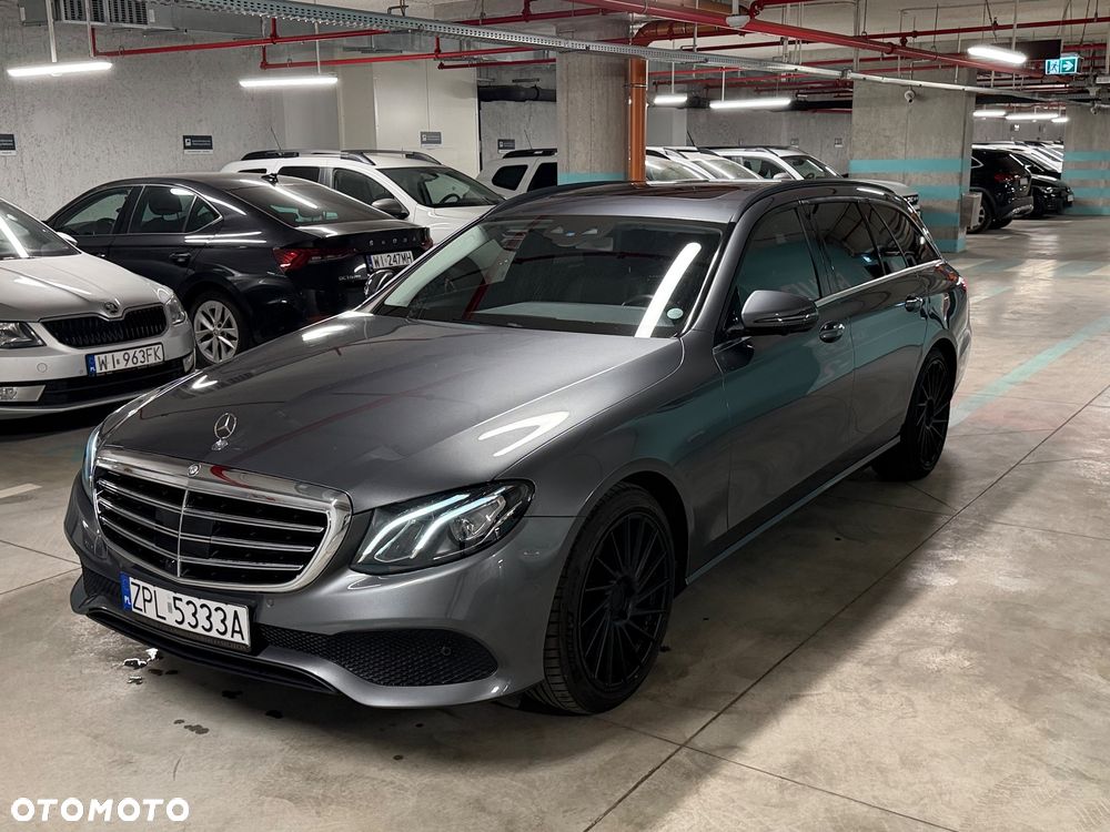 Mercedes-Benz Klasa E 200 CGI BlueEFFICIENCY Automatik Avantgarde - 9