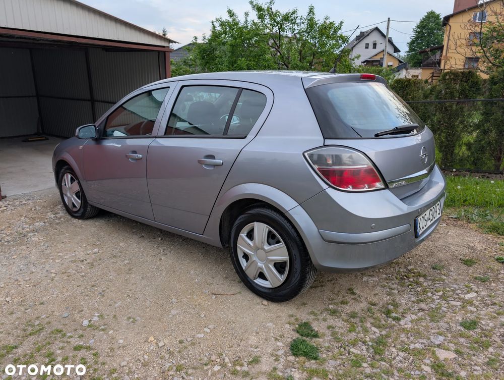 Opel Astra 1.4 Essentia - 1