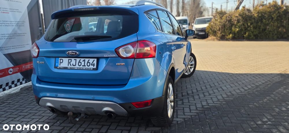 Ford Kuga 2.0 TDCi 2x4 Titanium - 14