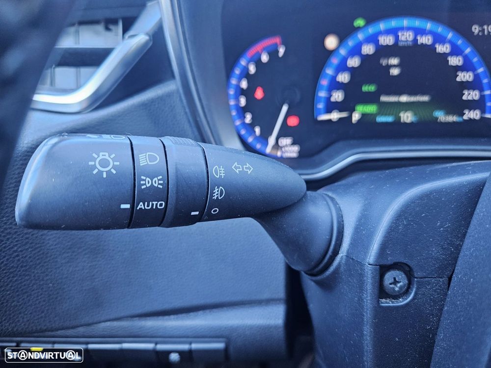 Toyota Corolla 1.8 Hybrid Exclusive - 34