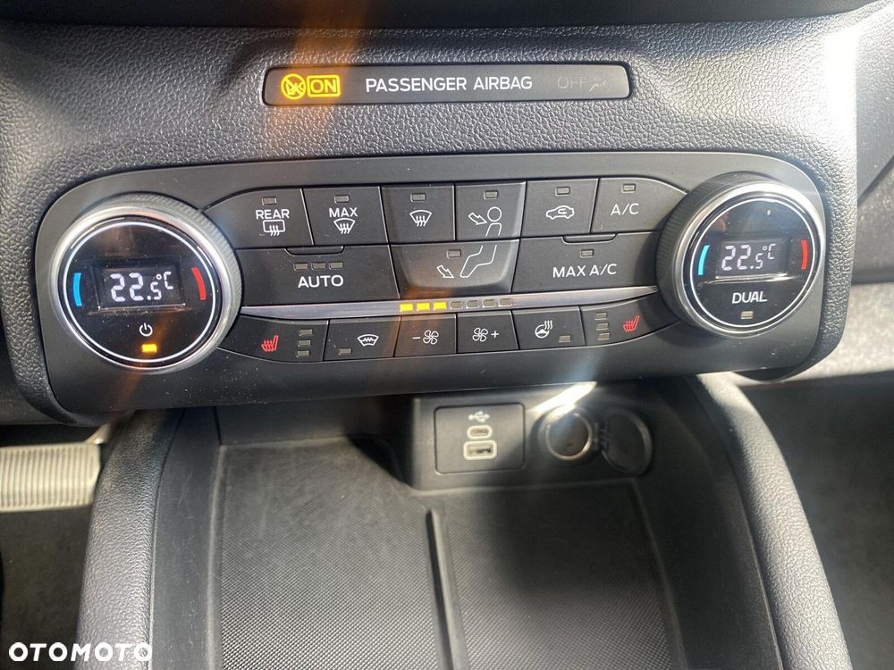 Ford Kuga - 19