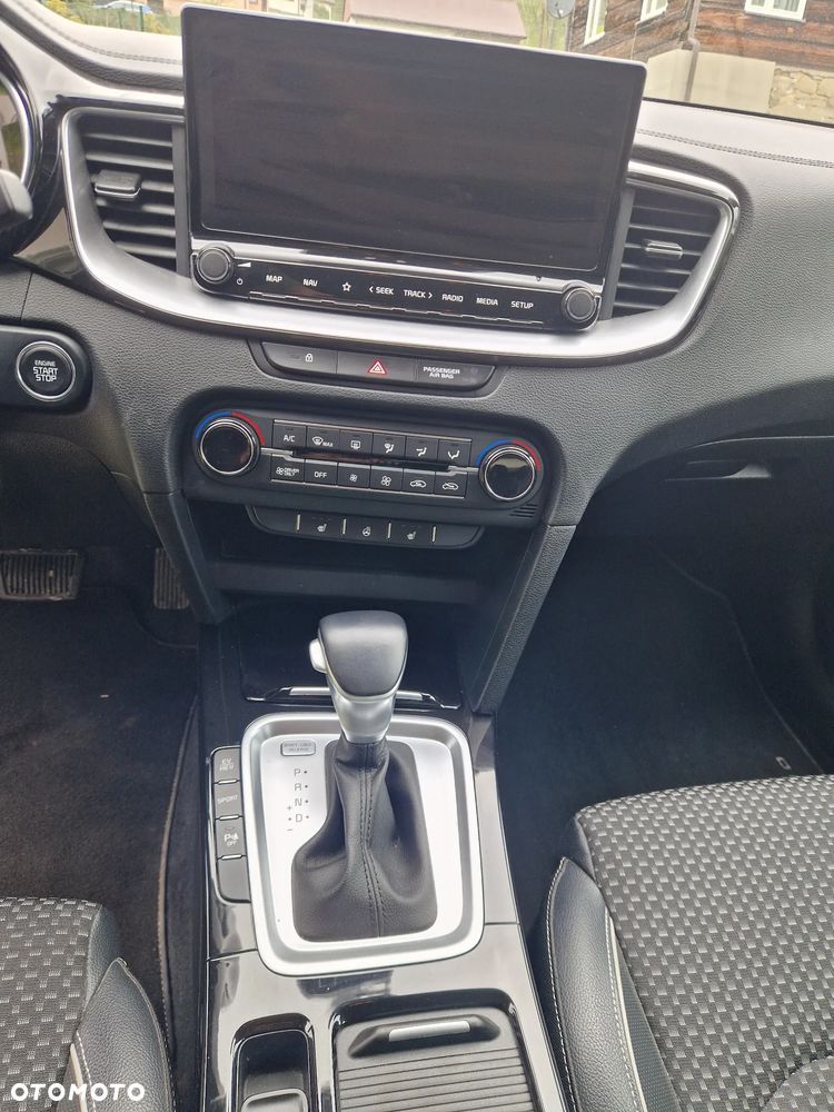 Kia XCeed - 21