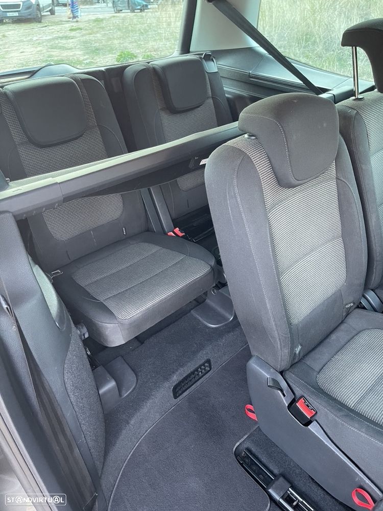 VW Sharan - 10